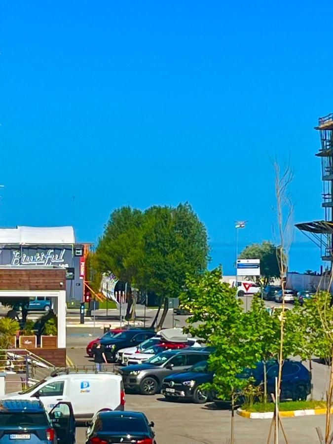 Apartament Summerland Mamaia Nord Exterior foto